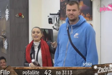 ŠOK! POKUŠALI DA UBIJU JANJUŠA: Šokirao sve fotografijom raznetog vozila i pretnjom