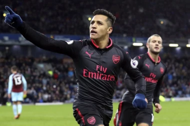 Trener Barnlija uporedio Sančeza sa Hari Poterom