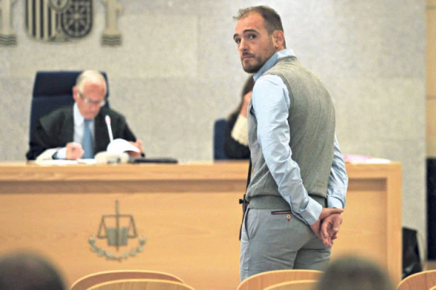 LUKA BOJOVIĆ IZ ZATVORA TRESE ŠPANIJU! Obelodanjeni poverljivi podaci o delovanju srpske mafije: NA PUTU IM STOJE OVE KRIMINALNE GRUPE