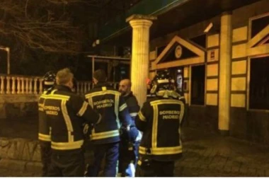 Pao plafon u noćnom klubu, povređeni na sve strane!