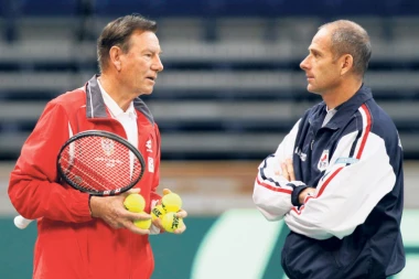 PILIĆEVA PALJBA: Teniseri su RAZMAŽENE BEBE