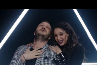 (VIDEO) Dejan u novu godinu sa novim spotom