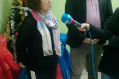 SRPSKI TELEGRAF U ULOZI DEDA MRAZA: Više od sto paketića za bolesnu i ugroženu decu
