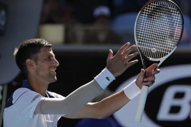 (VIDEO) ZA ONE KOJI SU PROPUSTILI: Pogledajte povratničku pobedu Novaka Đokovića