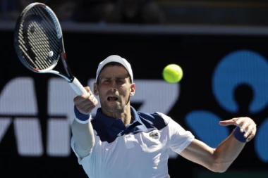 (VIDEO) Ajde, Nole, moram da kupim pivo!