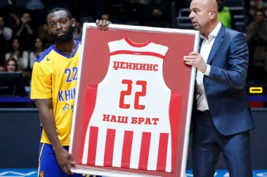 "Delije" gromoglasno dočekale Dženkinsa!