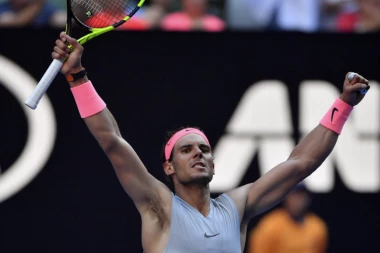 (VIDEO) NEKA SE PRIPREMI DŽUMHUR: Nadal u trećem kolu Australijan opena!