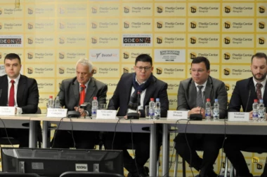 KOMUNALNE BANKE SU BUDUĆNOST SRPSKIH GRADOVA!