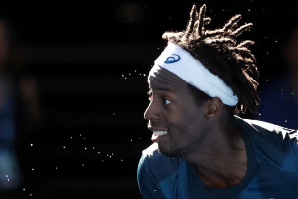 Monfis odbranio titulu u Roterdamu!