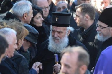 Patrijarh napušta VMA