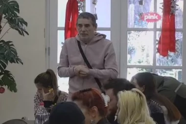 POVLAČI SE: LEPI MIĆA IZJAVOM ŠOKIRAO SVE!