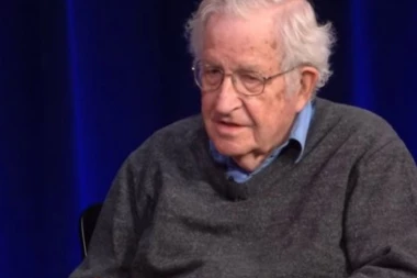 AMERIKA IDE U PROPAST: Dramatično upozorenje profesora Čomskog