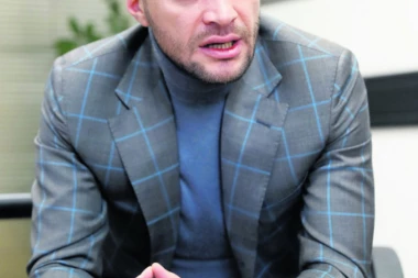 Direktor Partizana znao da ubode: IVIČINE BOMBE  DONELE 7.700.000 €!