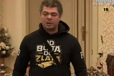 Ovaj potez niko nije očekivao: Nakon priče da je pretukao sestru Đus poručio samo jedno!