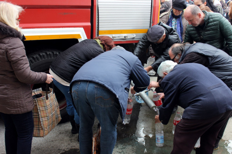 Osveštane vodice nestalo za dva sata