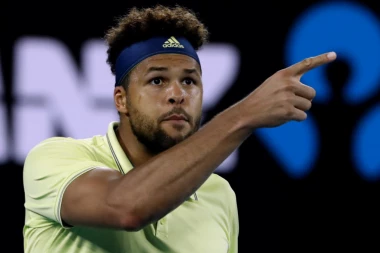 LUKSUZNO VENČANJE DALEKO OD JAVNOSTI: Poznati teniser stao na "ludi kamen"!