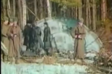 (VIDEO) KGB JE IMAO NLO: Pogledajte šta su uradili sa letelicom!