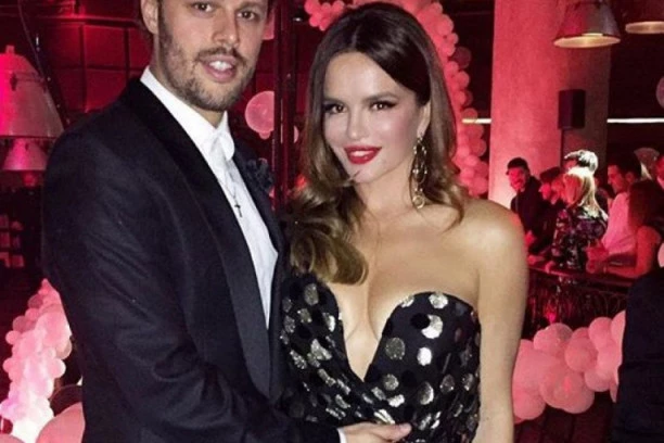 SEVE FOLIRA BRAK ZBOG SUDA! Pevačici mali Keba služi kao adut za dobijanje starateljstva!