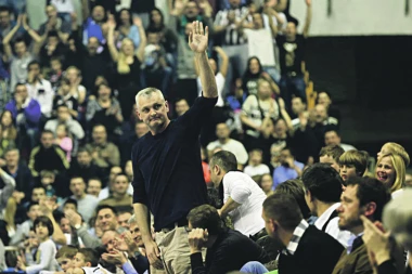 LEGENDA KOŠARKE DIGAO GLAS: Sistem na dve pobede u polufinalu ABA lige nije pravedan