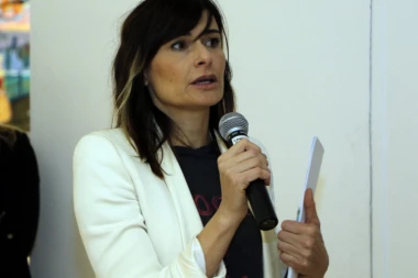 KAO SUVI PESAK DA UDIŠEM! Novi post Biljane Srbljanović o koroni: Spisateljica objasnila svoje simptome