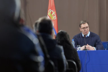 SRBI SA KIM ZAHVALNI VUČIĆU: Divno je znati da država stoji iza vas