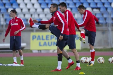 (VIDEO) ZVEZDA SE U NEDELJU VRAĆA U BEOGRAD: Crveno-beli odradili poslednji trening na Kipru