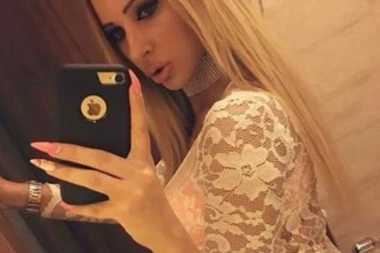 (VIDEO) Josipa pokazala SVE dok je plesala u bazenu!