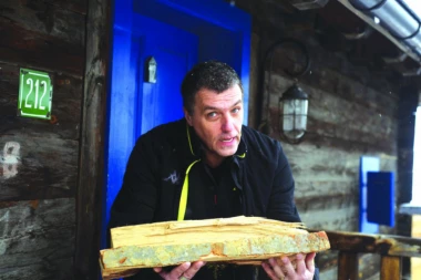 POZNATI PITANJIMA REŠETALI FRONTMENA VAN GOGA: Opet bih sa studentima izašao na ulicu