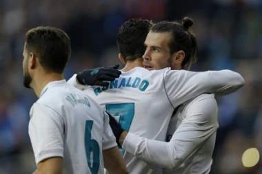 (VIDEO) MOĆNI "KRALJEVI": Real primio gol, pa uništio Deportivo