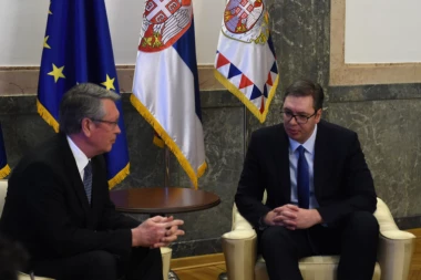 RUSKI AMBASADOR ČEPURIN: Vučićeva čestitka Putinu - ČESTITKA OD SRPSKOG NARODA