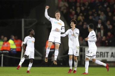 Svonsi menja menadžera na kraju sezone