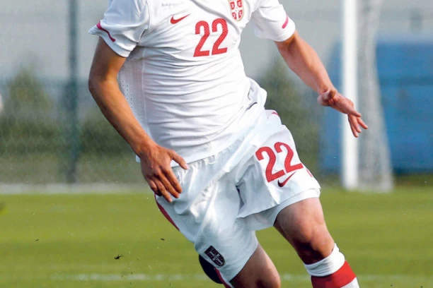 Moj je život Švajcarska: Srbin sanja o dresu Zvezde, a najplaćeniji je igrač u zemlji podno Alpa!