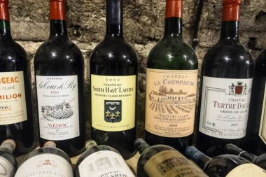 KUD' SI POŠ'O, BRALE?! Vozaču kombija zaplenili 1.620 litara alkohola!