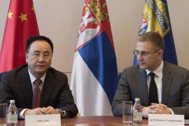 Stefanović ponudio Jungu obuku za pripadnike šangajske policije!