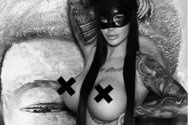 (EKSPLICITNI SNIMAK) Pu*i ga za medalju: Osvanuo po*no snimak Anđele Veštice!