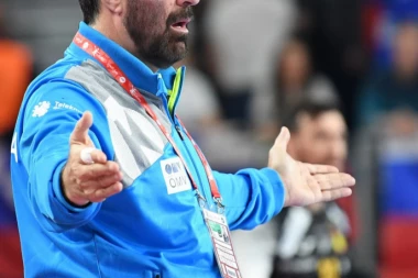 LUDI VUJA  pravio šou u Hrvatskoj