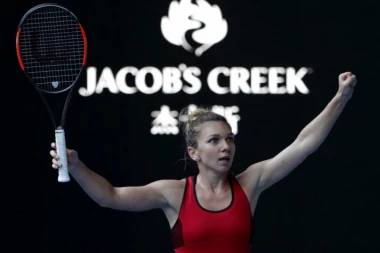 (VIDEO) OČEKIVANO FINALE: Halep i Voznijacki za titulu u Melburnu