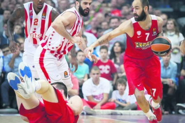 Zvezda bez popusta za braću: OLIMPIJAKOS MORA PASTI!