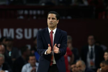 Trener Olimpijakosa oprezan: Moramo da se vratimo na pobednički kolosek