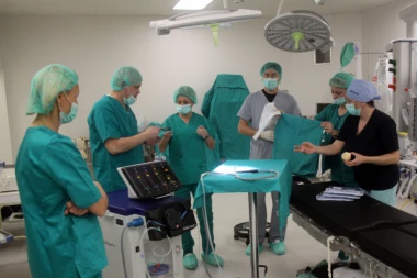 Klinika za neurohirurgiju KC Niš dobila savremeni aparat
