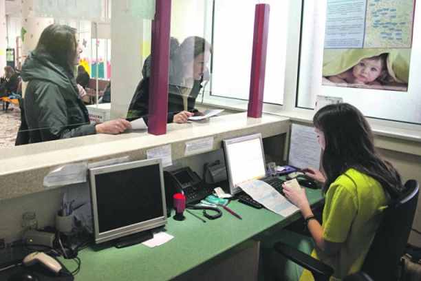 ŠALTERI IDU U ISTORIJU! U Srbiji će do kraja 2020. godine najveći broj usluga moći da se obavi elektronski!