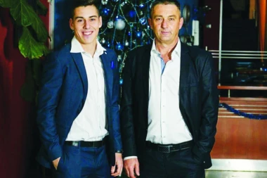 ISPOVEST OCA MILOŠA ILIĆA (19), SRBINA UHAPŠENOG NA ZAKINTOSU: Sin mi je rođendan dočekao u zatvoru, čekamo da se agonija završi