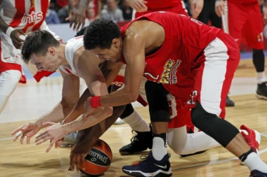 Pirejci u slobodnom padu: NAKON ZVEZDE I PAO SRUŠIO OLIMPIJAKOS!