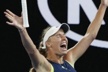 Imamo novu šampionku: KAROLINA VOZNIJACKI POKORILA AUSTRALIJU!