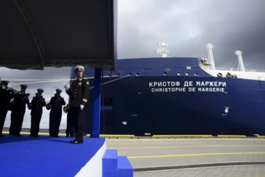 (VIDEO) DAN ZA ISTORIJU: Prvi tanker sa ruskim gasom stigao u SAD! Drugi već kreće na put!