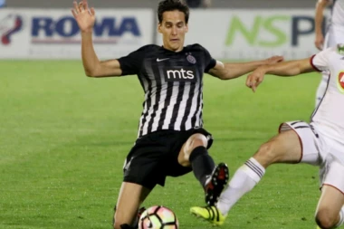 Crno-beli ostaju bez veziste: Na pomolu novi transfer u Seriju A!