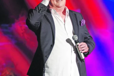 Halid Bešlić: Izgubio sam oko,  ali me još služi glas!