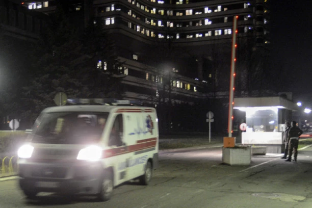 Saobraćajka kod Ripnja: Povređeni prevezeni na VMA