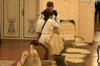 (VIDEO) Mira zapretila Ivanu: GAĐAĆU TE FLAŠOM AKO OVAKO NASTAVIŠ