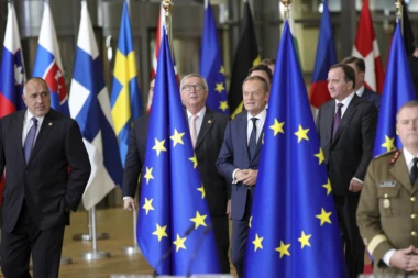 ZAGREB NEGIRA HOLOKAUST, EU SE PRAVI BLESAVA: Brisel ohrabruje ustaše i druge fašiste u Hrvatskoj